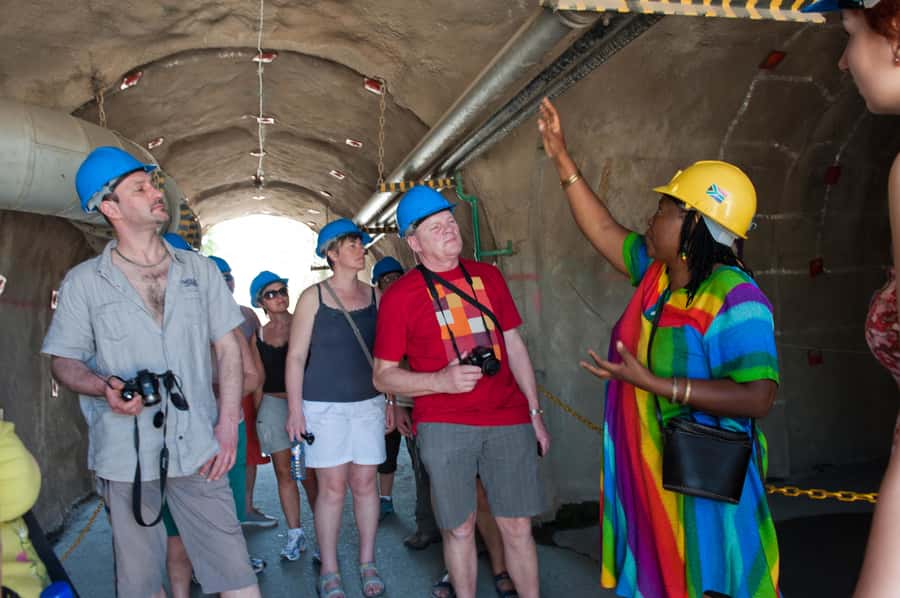 Cullinan Diamond Mine & Pretoria Full Day Tour - Cullinan Diamond Mine and Pretoria, One Tight 8 Hours
