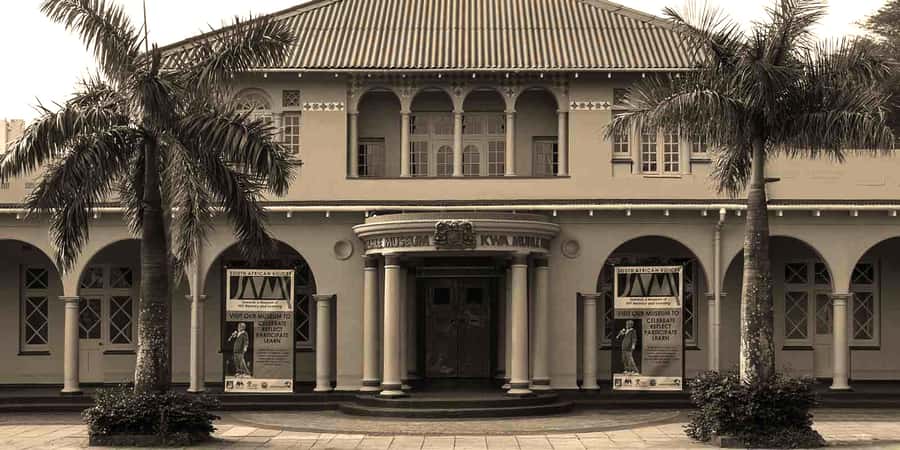 Durban: City Sightseeing and Walking Tour - Botanical Garden: bird melodies and flower time