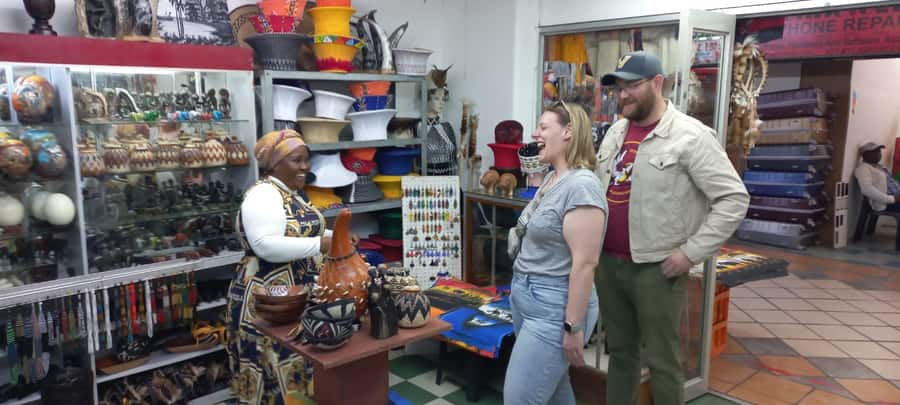 Durban: Local Markets and Culture Guided Walking Tour - Bunny Chow at North Beach, Durban’s signature comfort food