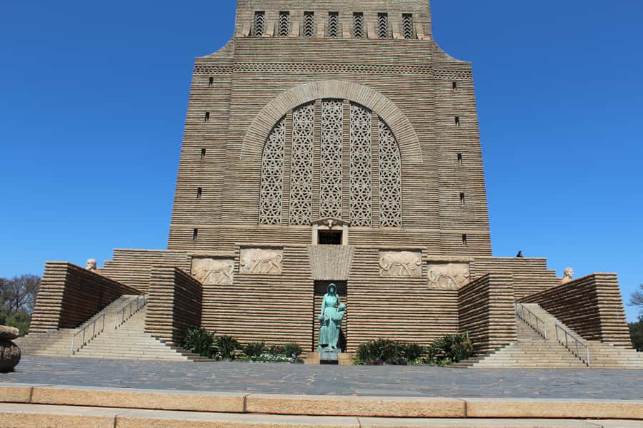From Johannesburg: Pretoria, Soweto & Apartheid Museum Tour - Why this route makes sense for first-timers in Gauteng