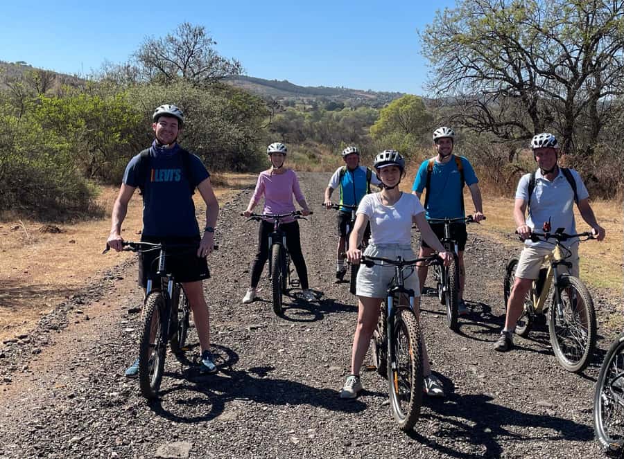 From Pretoria: E-Bike in the wild with game near Jo'burg - Bird talk, iron age caves, and water that shapes the reserve