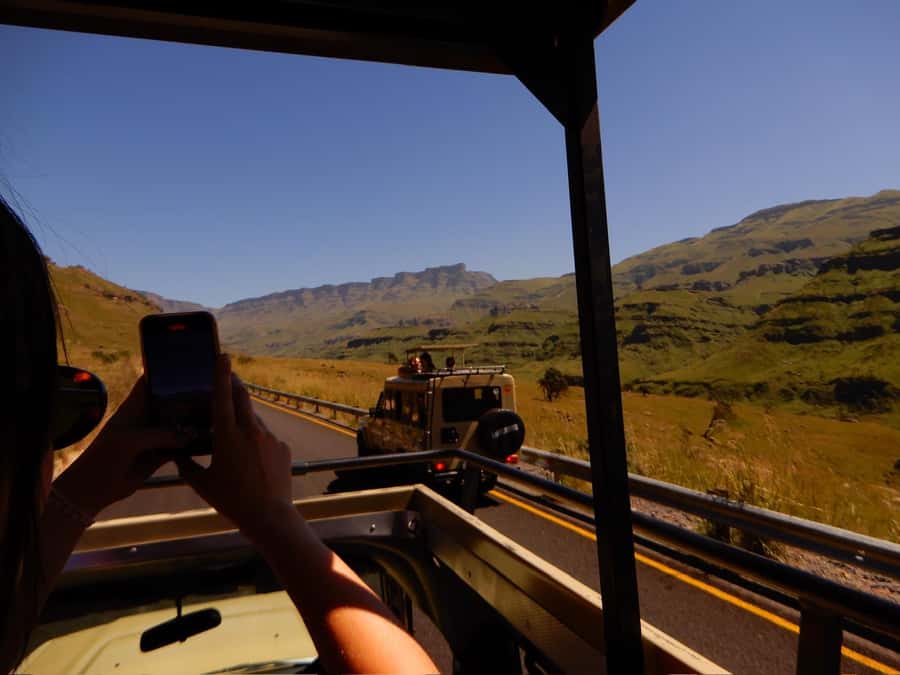 From Underberg: 4x4 Sani Pass Tour and Basotho Village Visit - Lunch in the Highlands: Plan for the Meal You Choose