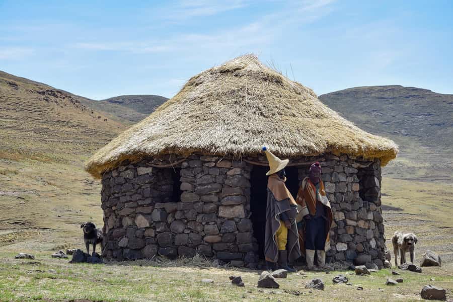 From Underberg: Sani Pass Day Tour and Basotho Village Visit - Alternative lunch plan: local restaurant or bring your own