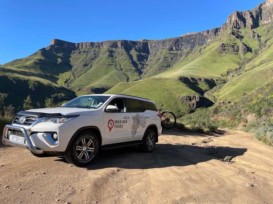 From Underberg: Sani Pass Private Day Tour - Border posts on the route: two stops, two paperwork reminders