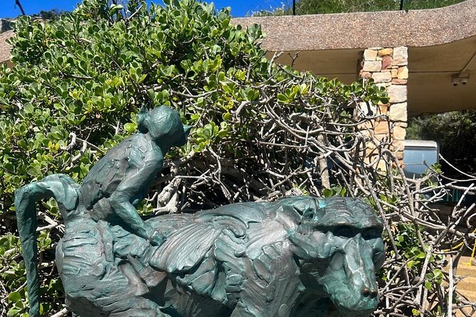 Full-Day Cape of Good Hope and Table Mountain with Penguins Tour - Muizenberg colorful houses: a fun add-on on the route