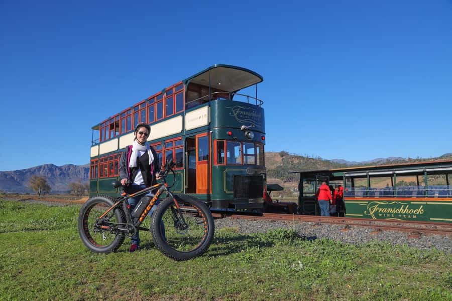Full-Day Winelands E-Bike Tour with Wine Tasting & Lunch - E-bike practice and vineyard trail time in Stellenbosch country