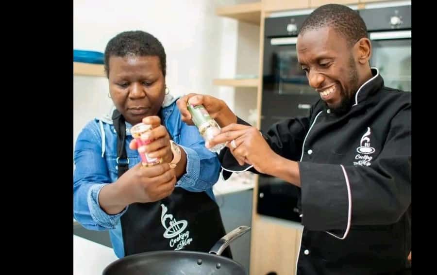 GQ: City Walking Tour & African Cuisine Cooking Class - Key highlights worth your time