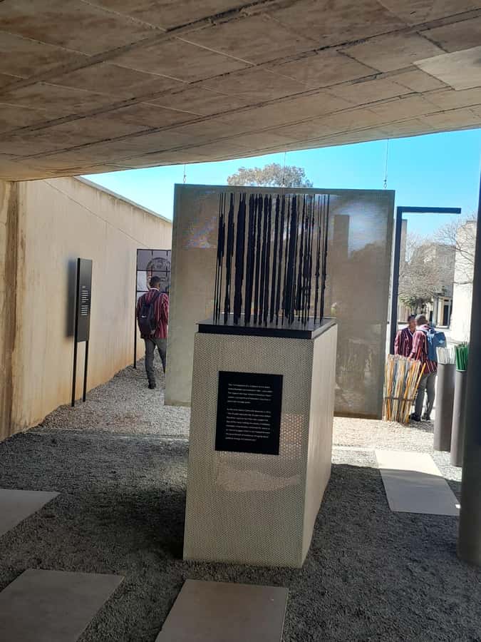 Half Day Private Soweto and Apartheid Museum tour - Meeting locals and hearing the city through your guide