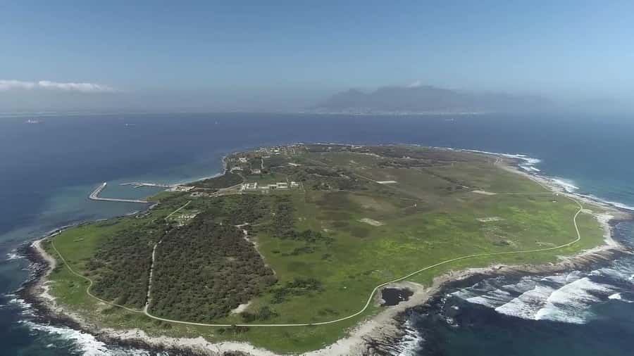 Half Day Robben Island including Tickets and Transfers Tour - V&A Waterfront time, where to reset before you go