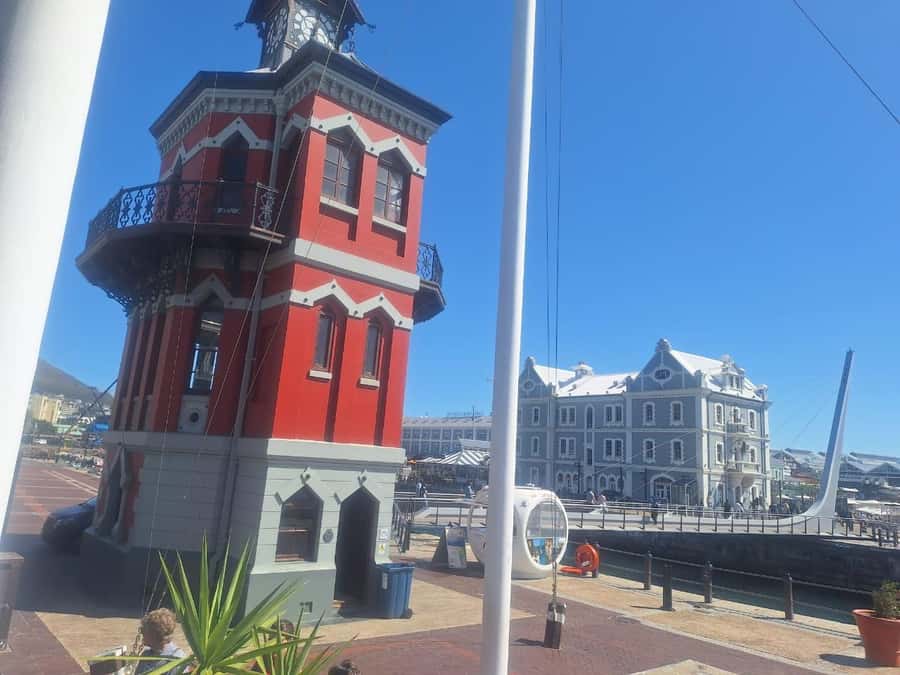 Half Day Tour to Robben Island with Pre-Booked Ticket - Getting to the island: what the transfer sets up