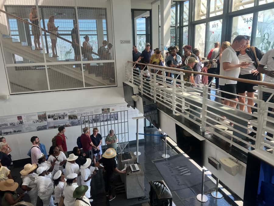 Half Day Tour to Robben Island with Pre-Booked Ticket - The Mandela cell visit: why the guide story matters