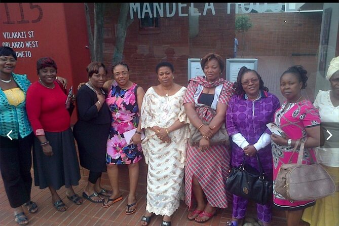 Half Guided Day Tour of Soweto And Apartheid Museum - Mandela House: seeing where leadership lived