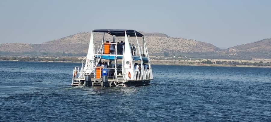 Hartbeespoort Dam: 1 Hour Standard Scenic Boat Cruise - Practical do’s and don’ts on the boat