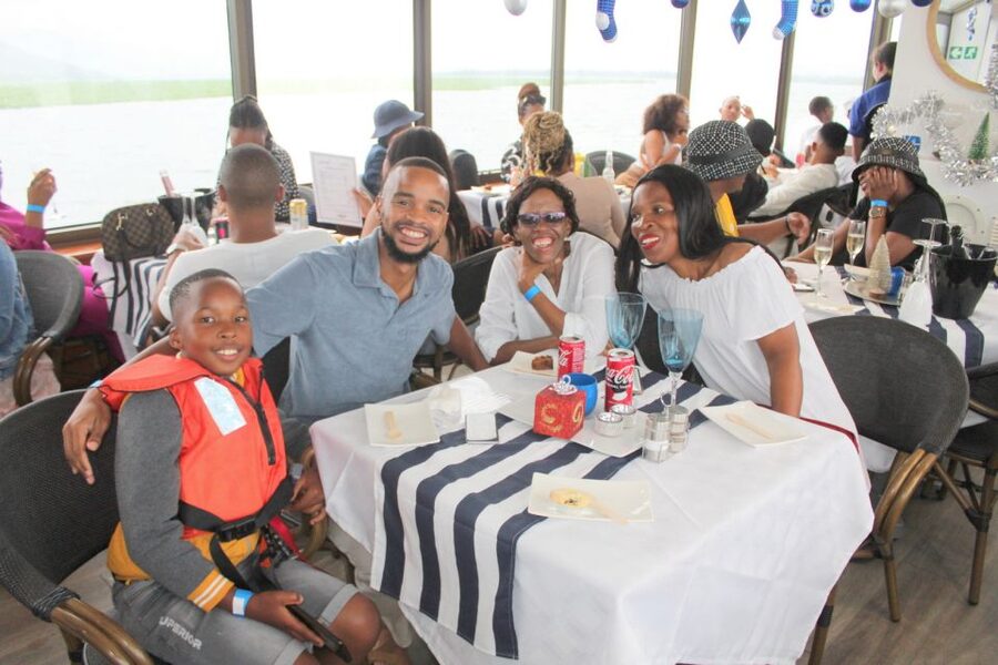 Hartbeespoort Dam: The Luxury Alba Boat Cruise with Food - What to pack for comfort on a 2-hour dam cruise