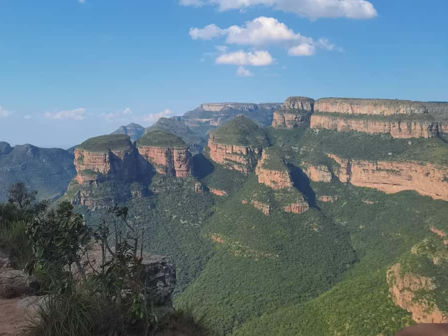 Johannesburg: 3-Day Panorama Tour with Kruger Park Safari - Day 1 Johannesburg to Hazyview: Panorama Route, plus a Dullstroom reset