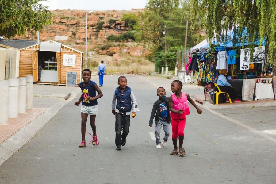 Johannesburg and Soweto Apartheid Full Day Tour w/Lunch - Lunch At A Shebeen: A Break That Feels Like Part Of The Day