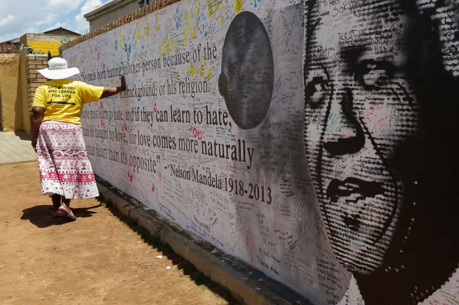 Johannesburg: Half-Day Apartheid Museum Tour - The ride to the museum, and why the timing matters