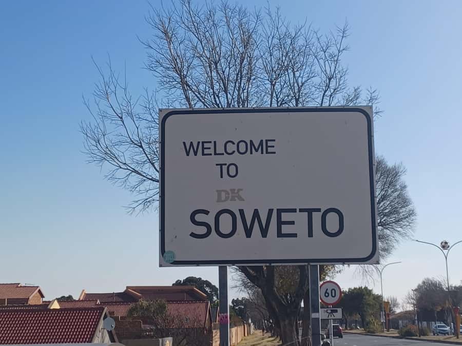 Johannesburg: Half-Day Soweto Tour with a Local Guide - Key Points You Will Notice on the Ground