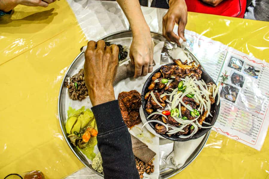 Johannesburg: Local Food Tasting Guided Walking Tour - Drinks, Music, And Two Famous Stops
