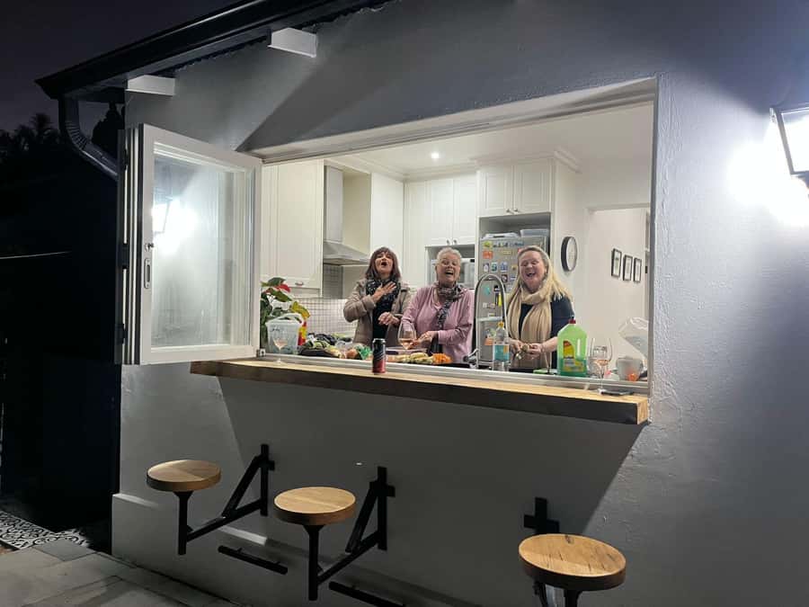 Johannesburg: Pan-African Cooking & Dinning Experience - Part 2 at the Chef’s Home: Welcome Drinks and Team Assignments