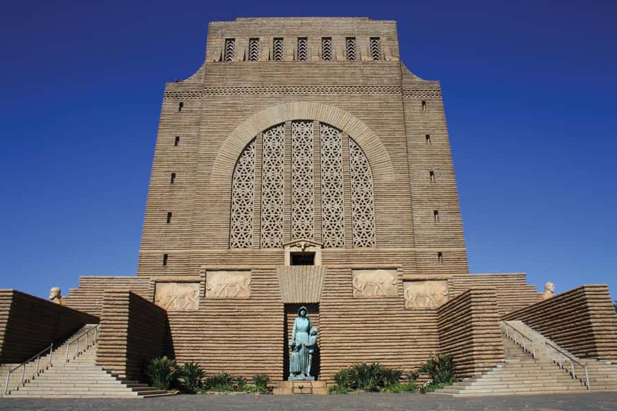 Johannesburg: Pretoria and Cullinan Diamond Mine Tour - Key moments to know before you go