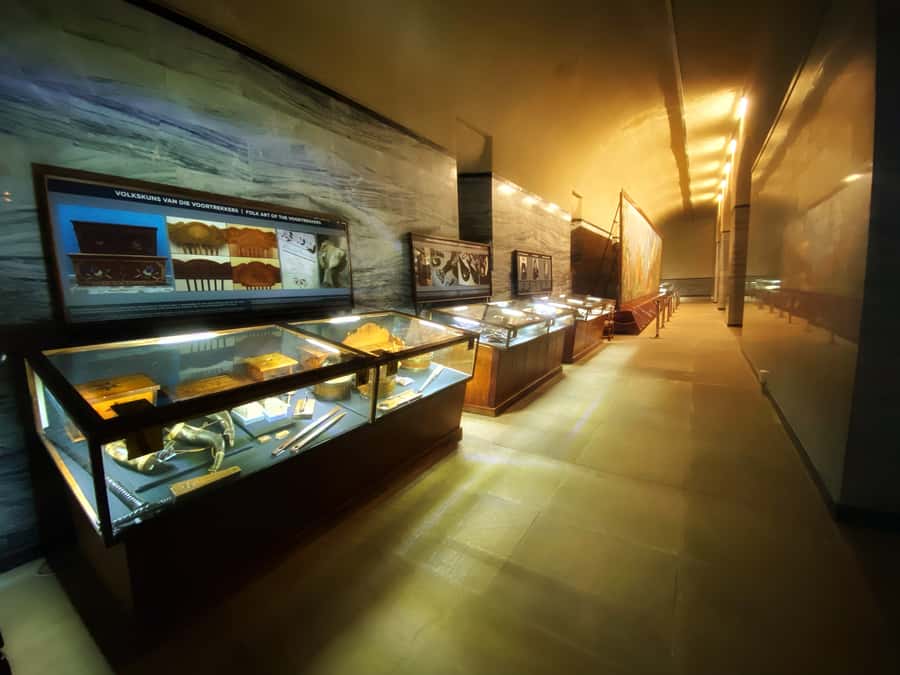 Johannesburg: Pretoria and Cullinan Diamond Mine Tour - Price and value: what you get for about $122