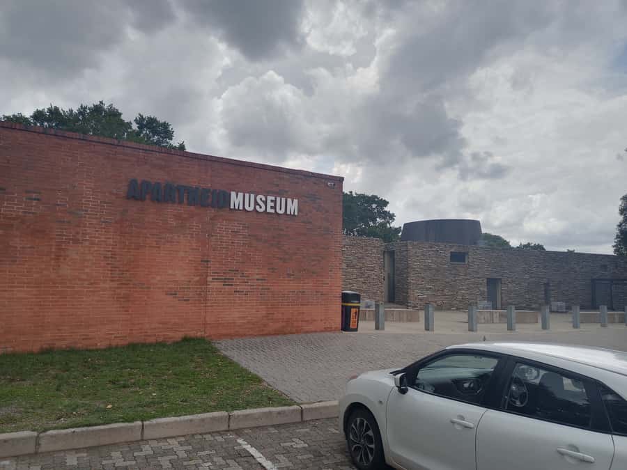 Johannesburg: Private Guided City Tour with Apartheid Museum - The Apartheid Museum: Two Hours to Go at Your Pace