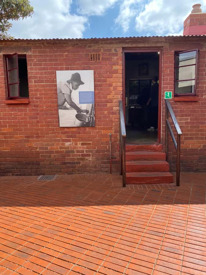 Johannesburg: Soweto & Apartheid Museum Half-Day Tour - Key highlights at a glance