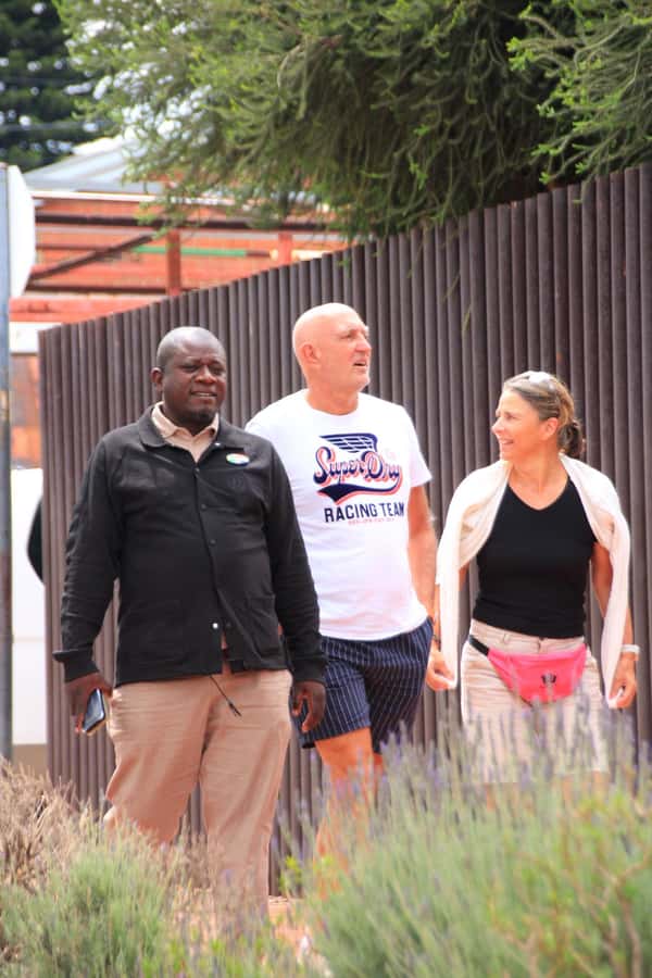Johannesburg: Soweto & Apartheid Museum Half-Day Tour - Hector Pieterson Memorial stop: outside reinforcement
