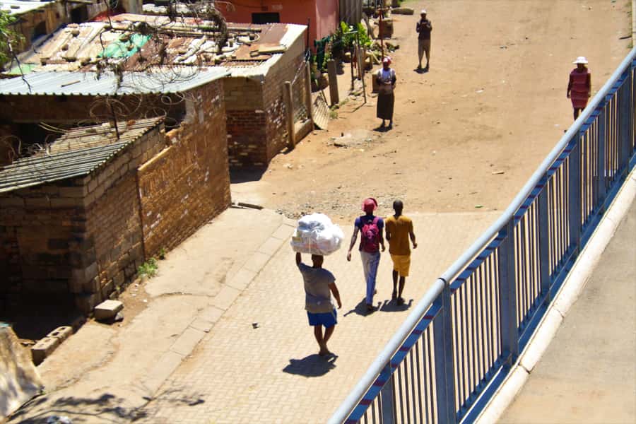 Johannesburg: Soweto Half-Day Tour - Mandela House photo stop and the optional museum choice