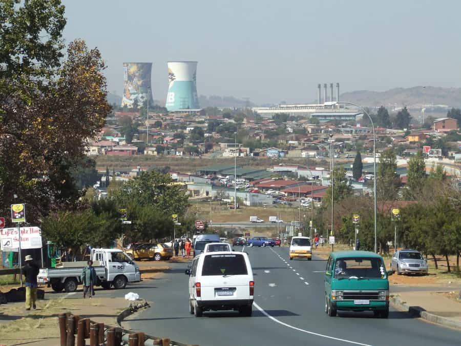 Johannesburg: Soweto Night Tour - What to wear and bring for comfort on uneven streets