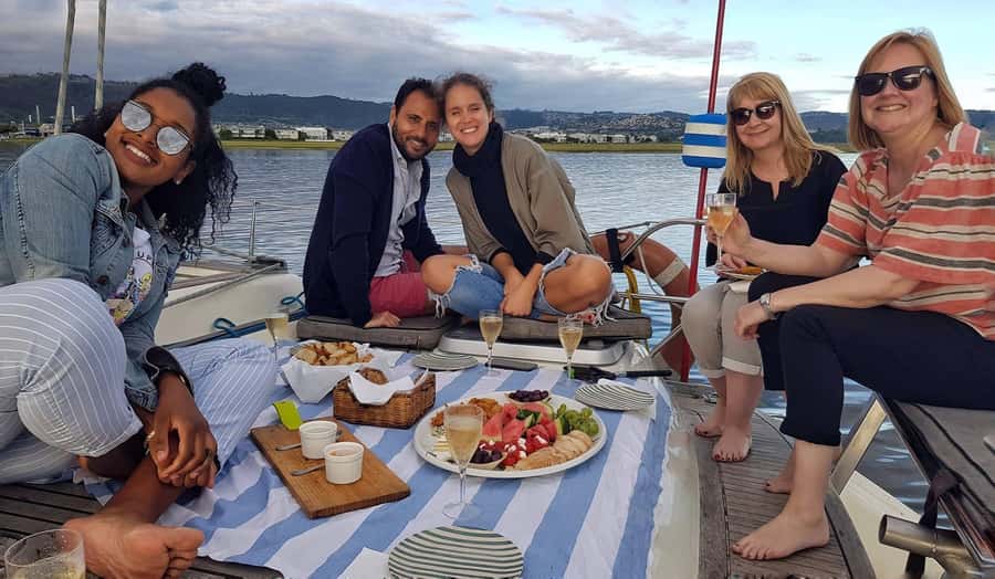 Knysna: 2.5-Hour Day Sail & Lunch Charter - Meeting at Drydock Food Co and Getting Set for Deck Life