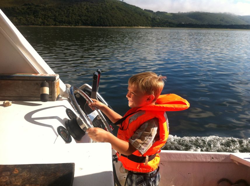 Knysna Lagoon: Boat Cruise with Oyster & White Wine Tasting - Wine Pairing That Actually Makes Sense