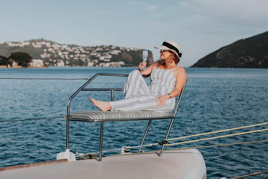 Knysna: Luxury Catamaran Marine Adventure Tour - Getting there: Thesen Island and the Sirocco Jetty meet-up