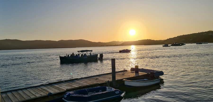 Knysna: Sunset Lagoon Cruise - Getting Onboard at 33 Sawtooth Ln and Finding the Bella Vita
