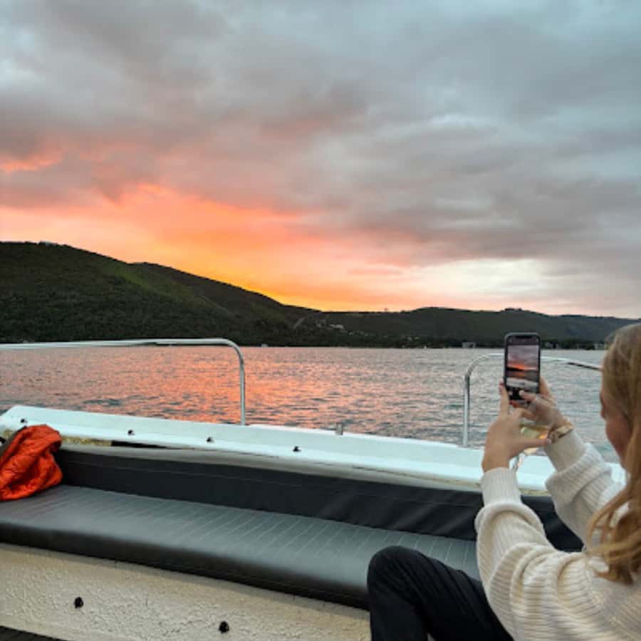 Knysna: Wine & Oyster Luxury Lounger Sunset Cruise - Slow Cruise to Knysna Heads: What You See in Real Time