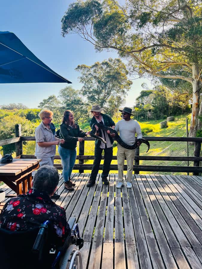 Kragga Kamma Game Park 4x4 & BBQ LUNCH - BBQ lunch in nature: a real break, not an afterthought
