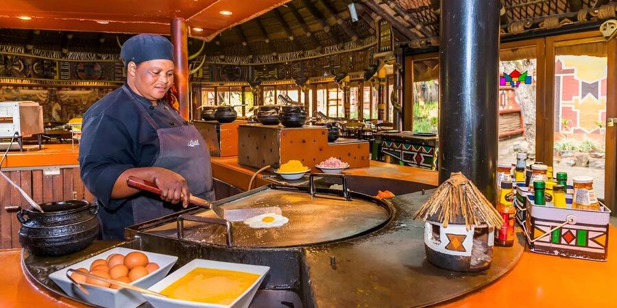 Lesedi Cultural Village with lunch or dinner cultural food - Lunch or dinner: what is included, and how to plan around drinks