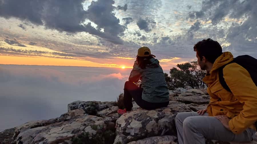 Lion's Head: Hike with a registered hiking guide - Summit timing: sunrise, light snacks, and the 360 view payoff