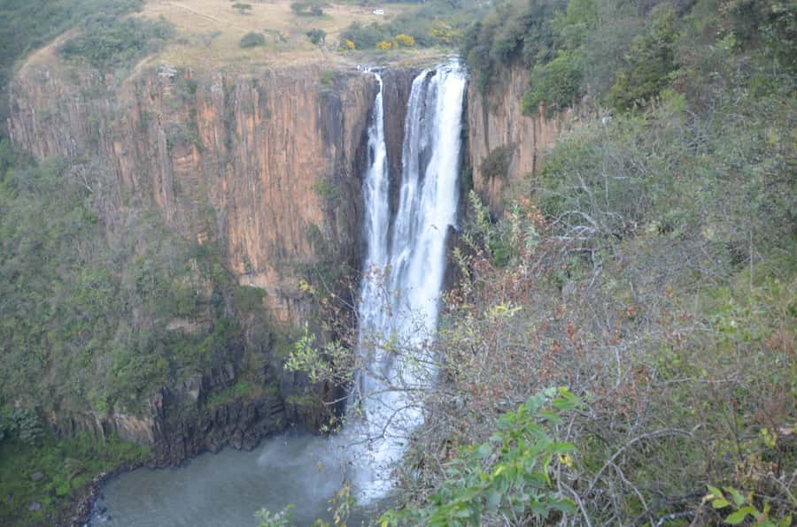 Mandela Capture Site Howick Falls & PheZulu Village Day Trip - Mandela Capture Site: the moment before 27 years began