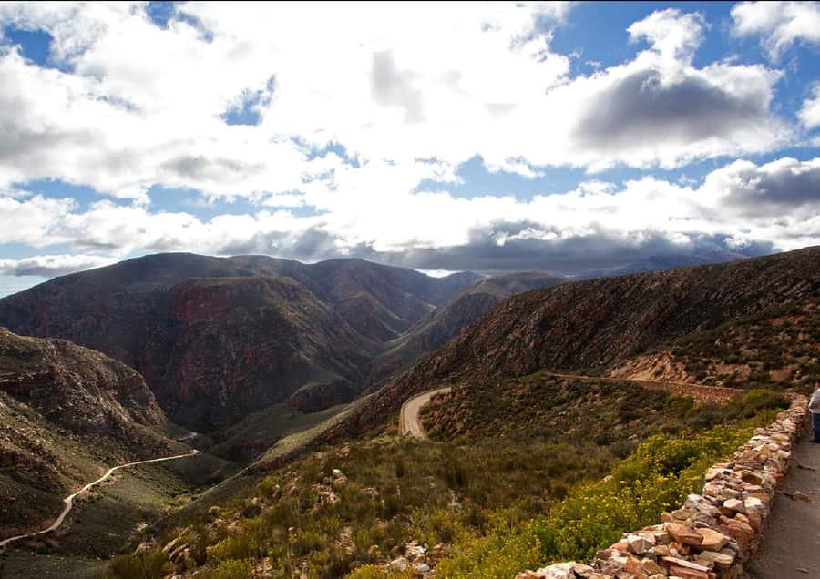 Oudtshoorn: Swartberg Mountain Pass Tour with Country Lunch - The Short Reserve Hike: Easy Pace, Close-Up Nature Time