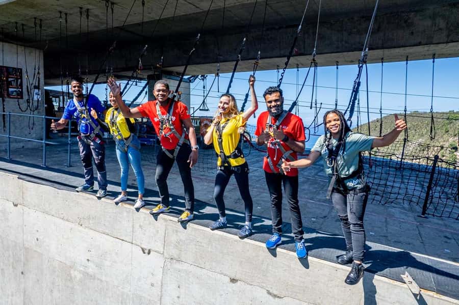 PLETTENBERG BAY: Bloukrans Bridge Skywalk Tour and HangOut - Bloukrans Bridge SkyWalk: what the experience actually feels like