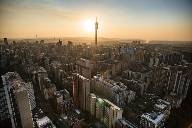 Ponte Experience - Guides with Dlala Nje: safety, stories, and the details you remember