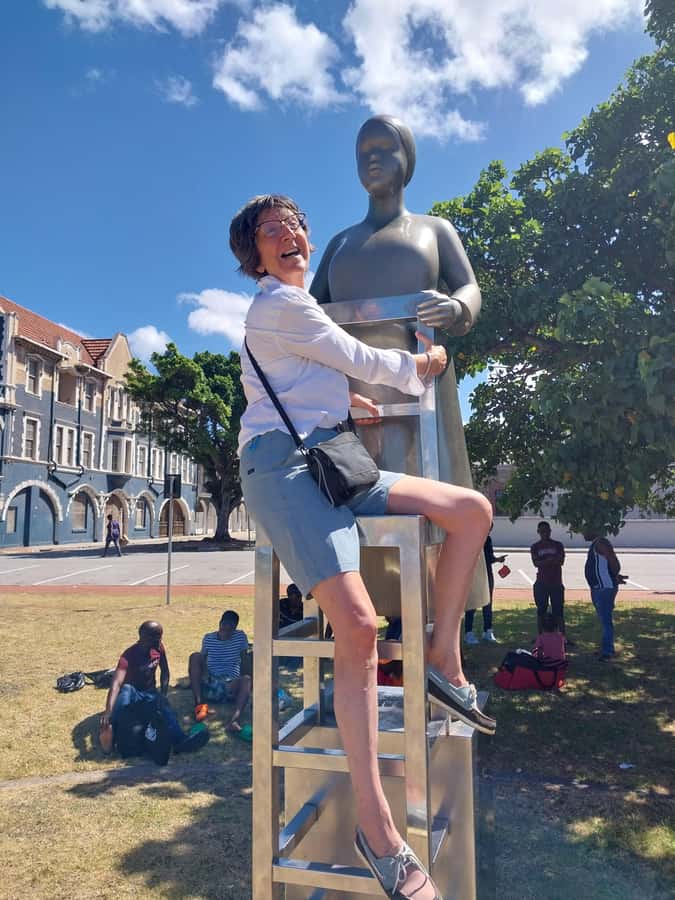 PORT ELIZABETH CITY TOUR - Port Elizabeth in 150 Minutes: What This Walk-Drive Mix Feels Like