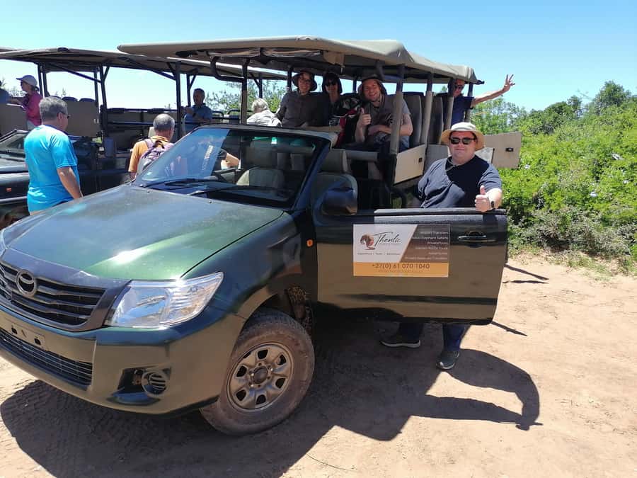 Port Elizabeth: Schotia Private Game Reserve Safari - Break Time With Coffee, Tea, Wine, and a Picnic Setup