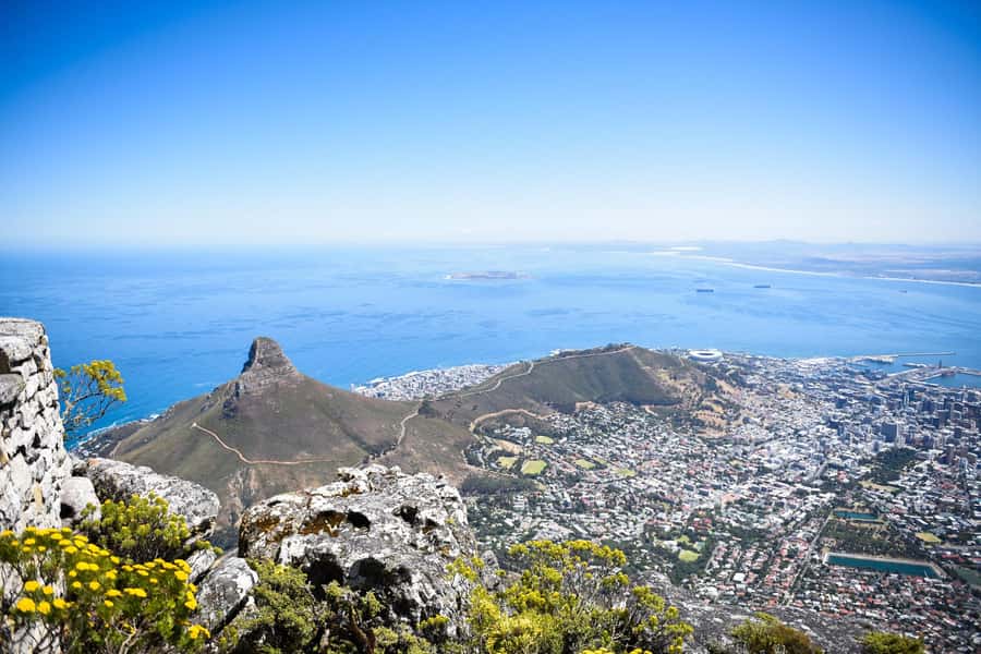 Pre-Booked: Robben Island, Bo-kaap & Table Mountain Tour - A one-day Cape Town arc, from freedom to views