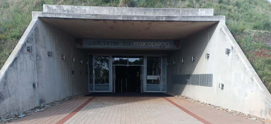 Pretoria/Sandton: Cradle of Humankind & Sterkfontein Caves - Cradle of Humankind Makes Human Origins Feel Real