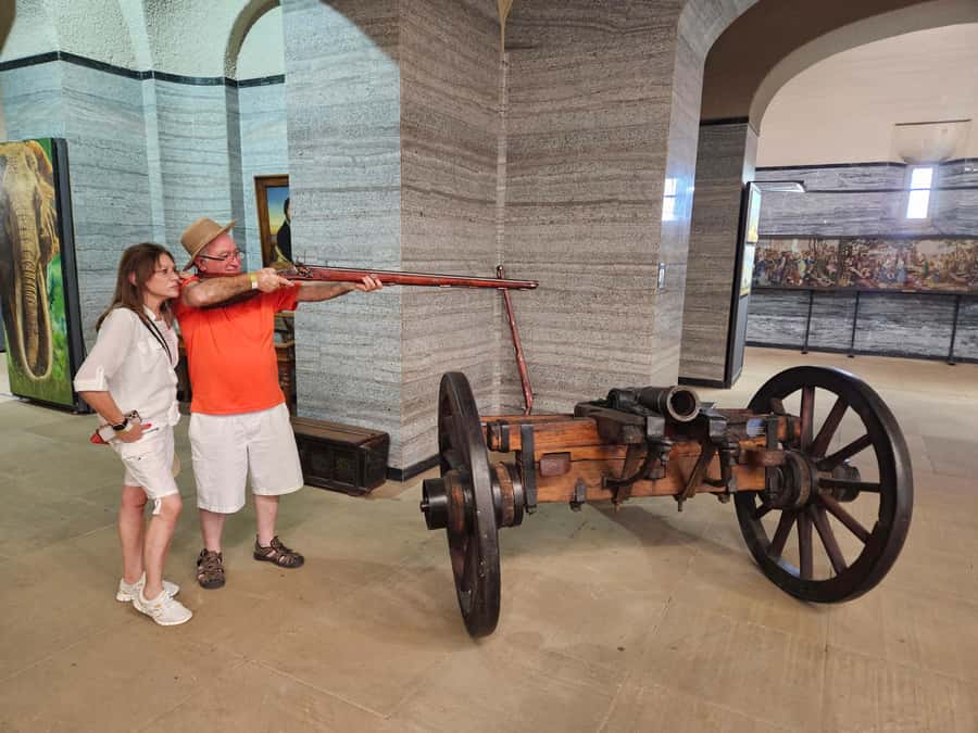 Pretoria Tour-Voortrekker Monument, Town, Union Buildings - Should you book the Pretoria Tour of Voortrekker Monument and Union Buildings?
