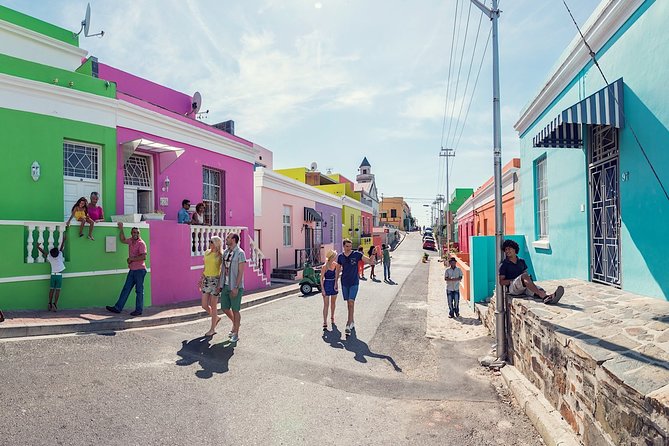 Private 2-Day Cape Town Highlights: Robben Island,Table Mountain Tickets & Wine - Boulders Beach Penguins and Simon’s Town: A Walk That Feels Like a Pause