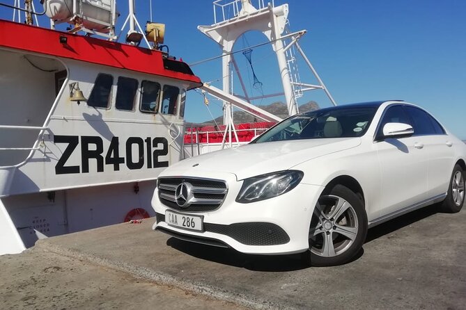 Private Airport & Hotel Transfers in Cape Town - Finding Your Driver at Cape Town International Airport